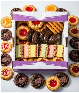 Wafle Ciastka MIX Pischinger z Kolorową Pianką Galaretką Amir 500g